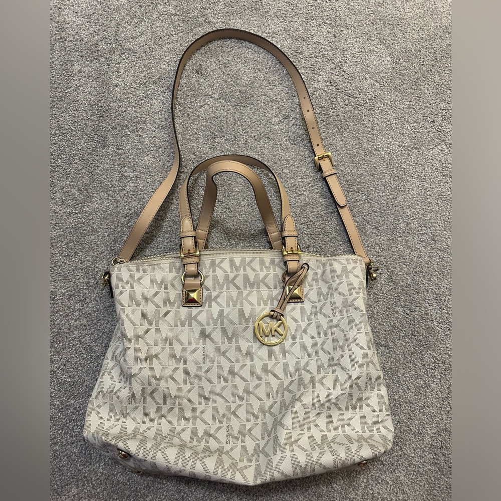 Michael Kors Tote